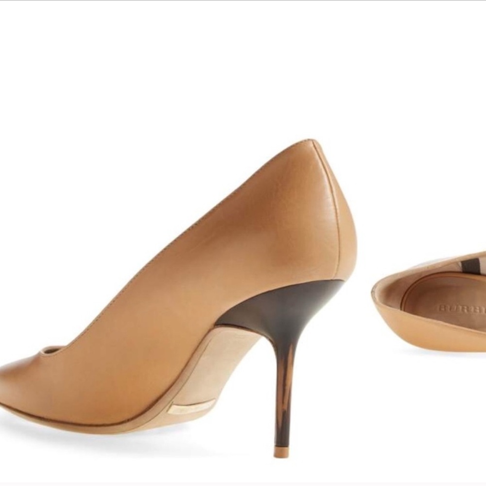 Burberry “Mawdesley” Tan Leather Heels - Picture 2 of 10